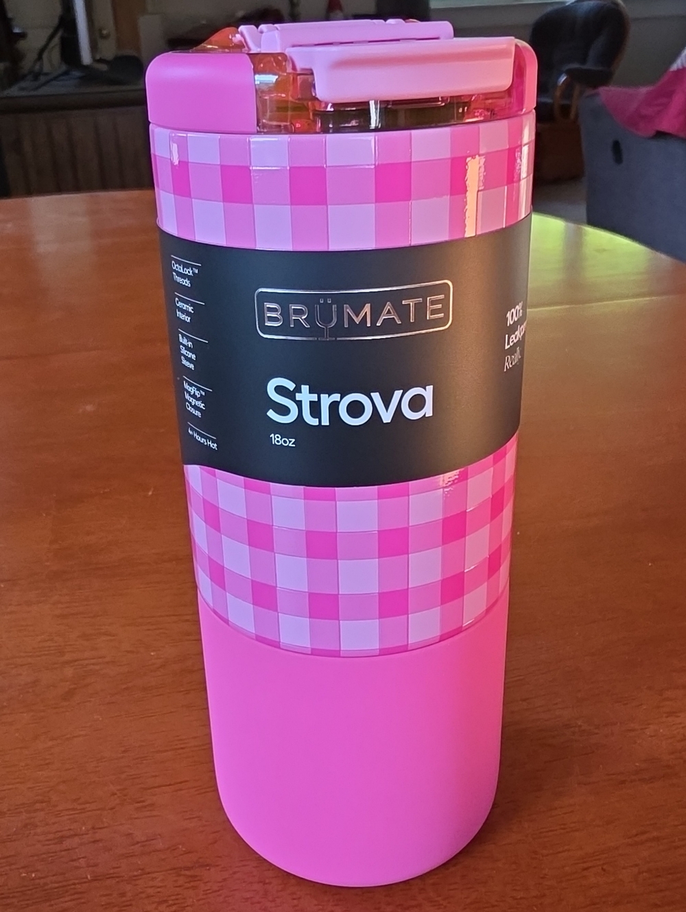 Brumate 18 oz Strova - Pink Gingham